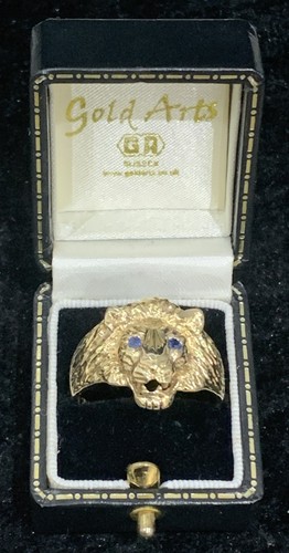 9ct yellow gold - , lion