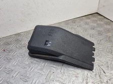 Volvo V70 II SW Fuse Box Cover