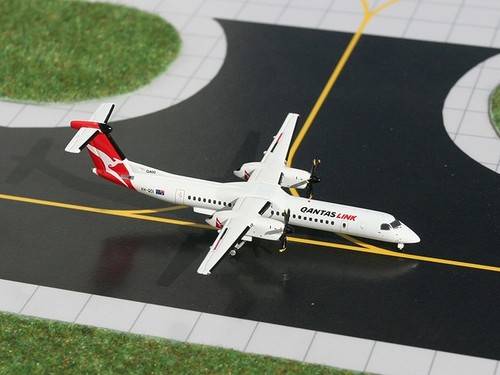 Qantas link bombardier dash - dash, 8