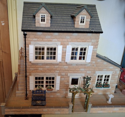 Dolls house furnished - dolls, house..furnished