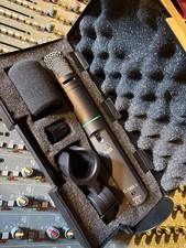 AKG C1000s condenser Microphone TESTED WORKING with case