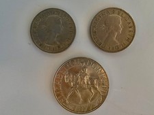 Queen Elizabeth II Crown and 2