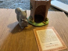 Woodland Surprises porcelain squirral with box and never displayed Exc condition