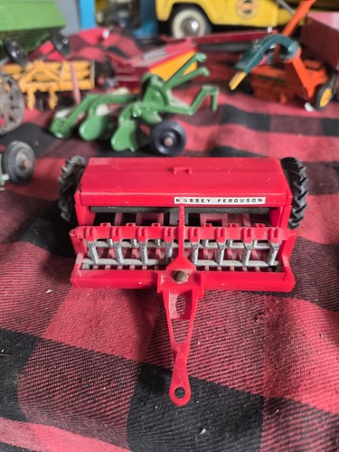 Britians massey ferguson - britians, 130