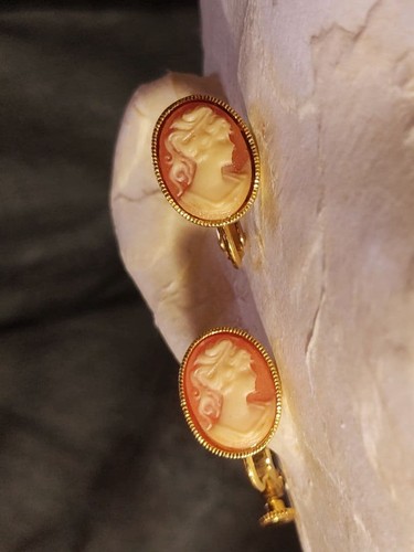 Vintage cameo earrings gold - vintage,