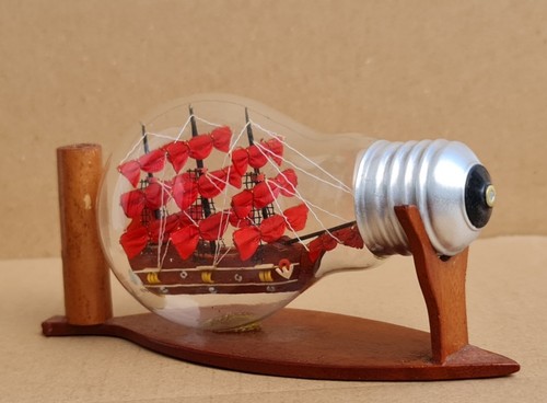 Handcrafted hms victory - hms,