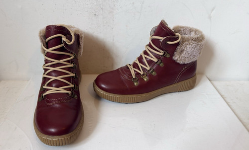Pavers lined comfy boots size - pavers,