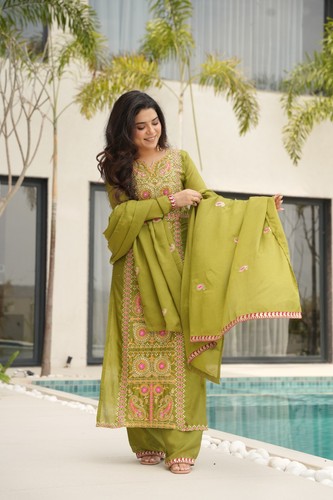 Pakistani dress salwar kameez - pakistani,