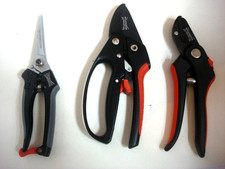 3 x WILKINSON SWORD GARDEN