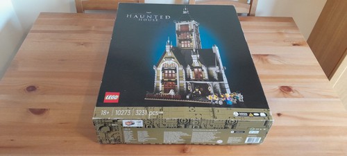 Lego haunted house 10273 - lego,