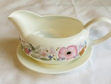 Wedgwood Meadow Sweet Gravy