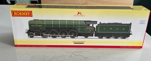 Hornby r3207 lner class - hornby, p2