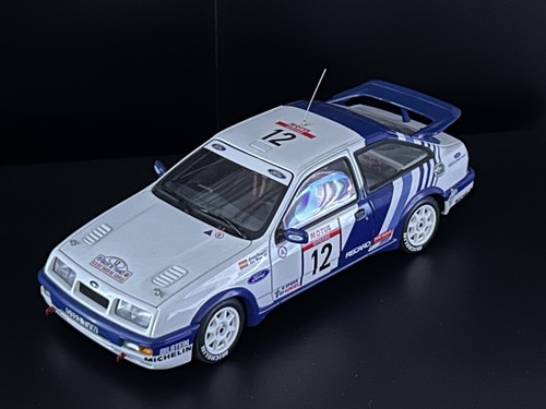 Autoart ford sierra rs - 1:18,
