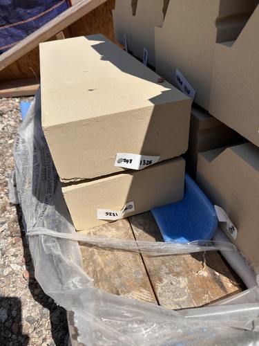 Stone look wet - cast, concrete