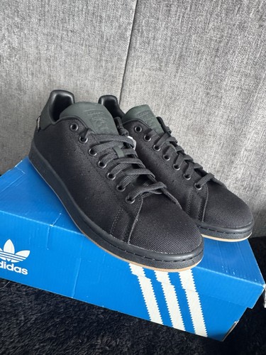 New with box adidas - box,