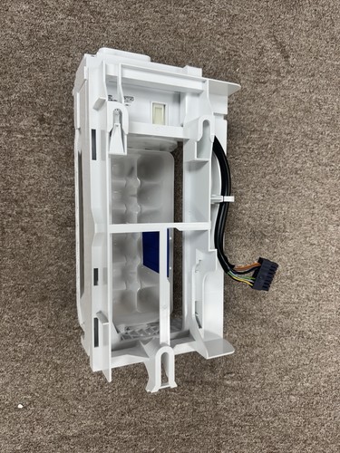 Bosch refrigerator ice maker - ice,