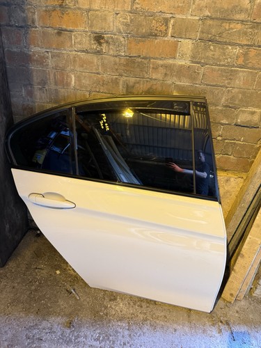 Bmw series f30 saloon - bmw,