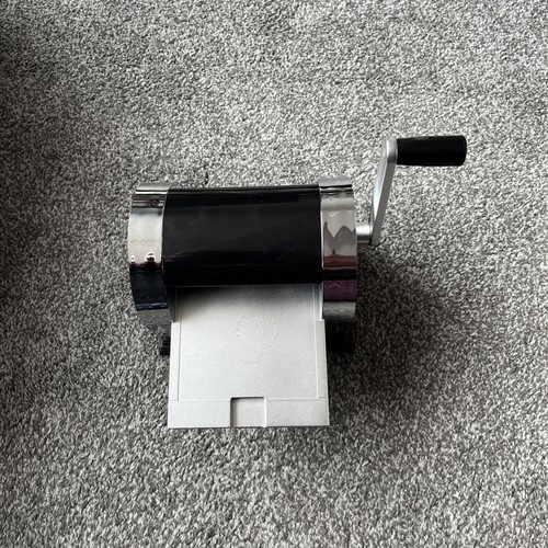 Revolution die cutting machine - die,