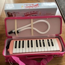 schoenhut melodica