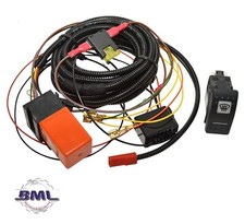 LAND ROVER DEFENDER HEATED FRONT WINDSCREEN FITTING KIT. PART - DA1400