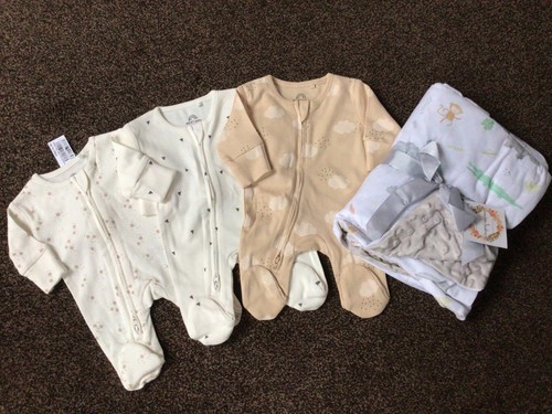 Bundle premature tiny - bundle, of