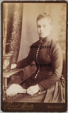 CDV LADY PLANTER FACE FUR FAN REID BELFAST BROOCH FASHION ANTIQUE PHOTO