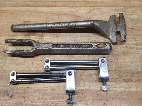 Sykes pickavant hinge - pickavant, setting