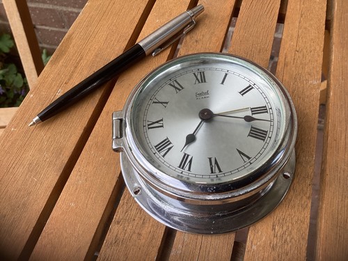 Sestrel marine clock - clock, working