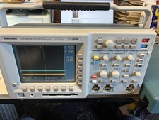 TEKTRONIX  TDS 3032B 2 CHANNEL
