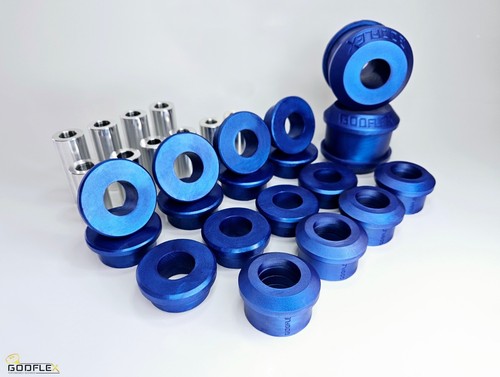 Front rear arm bushes - rear,
