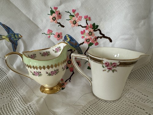 Vintage bone china pretty - 2x,