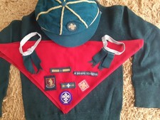 CUB SCOUT UNIFORM FROM 1970s - Jersey, Neckerchief, Cap, Garters & Six Badges
