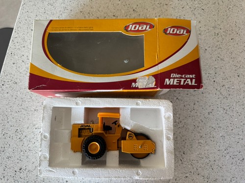 Joal 221 scale cat - 1:50,