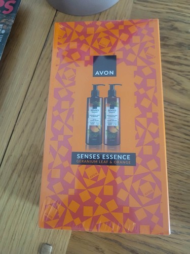 Avon carrot and - carrot, geranium