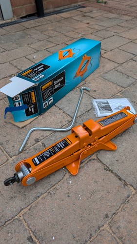 Halfords tonne scissor - tonne,