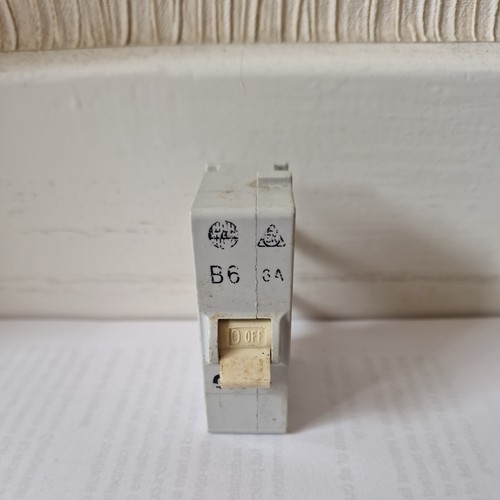 Wylex type push plug - type, push/plug-in