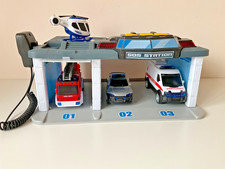 Dickie Toys SOS Rescue Station & 3 Vehicles Police Ambulance Fire engine Sounds
