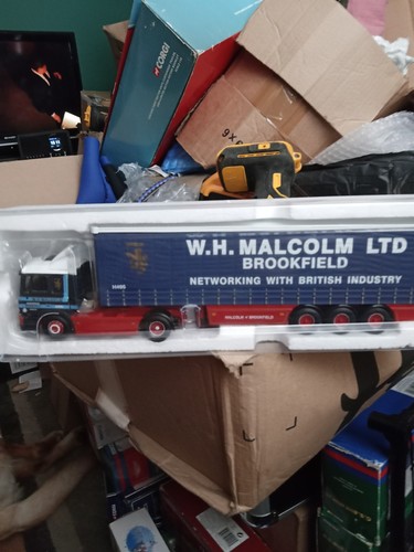 Corgi man curtainside tractor - corgi,