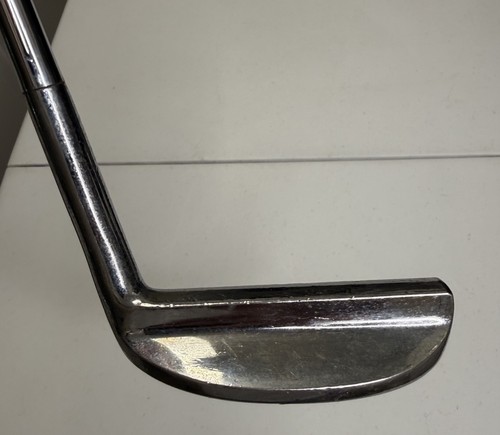 Old master forged w802 putter - old,