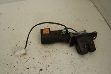 Hyundai Coupe tailgate central