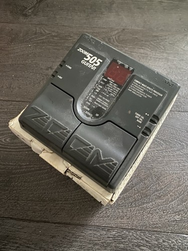 Zoom 505 guitar multi effect - zoom, multi-effect
