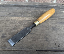 Vintage 1 1/4” J V Hill Firmer Wood Chisel Carpenters Woodworking Old Tool