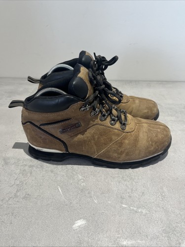 Timberland split rock hiking - rock,