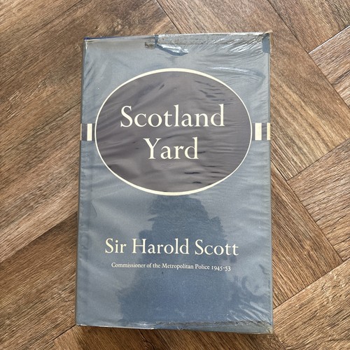 Vintage book scotland - scotland, yard