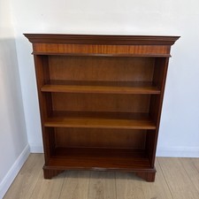 Vintage Mahogany Veneer Open