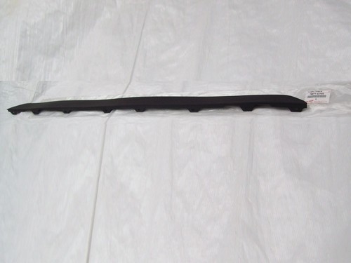 Toyota yaris hybrid bumper - toyota,