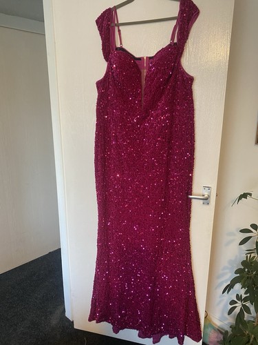 Absolutely stunning hot pink - absolutely,