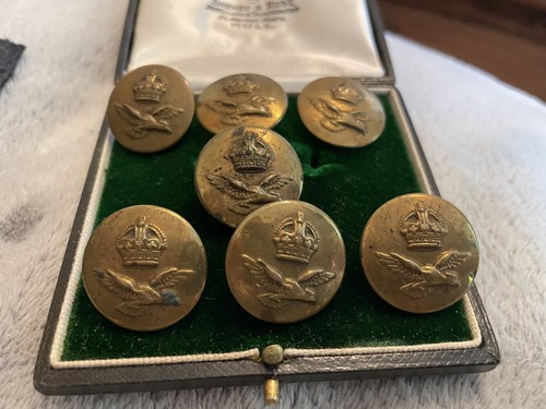 Royal air force brass - royal, buttons
