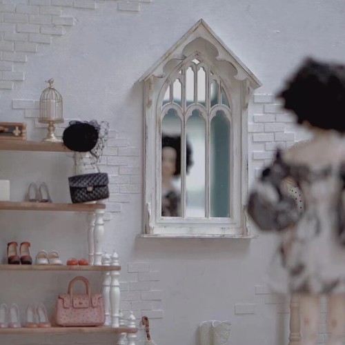 Scale dolls house - scale,