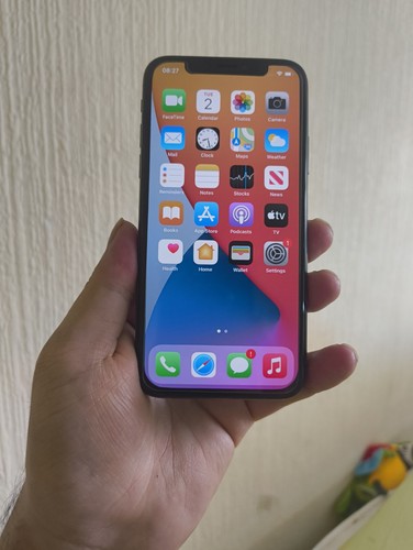 Iphone 64gb unlocked - iphone,